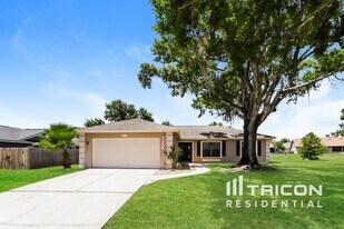 Building Photo - 2612 Bridle Dr