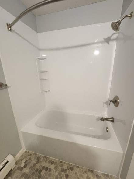 Building Photo - 205 Forest Dr