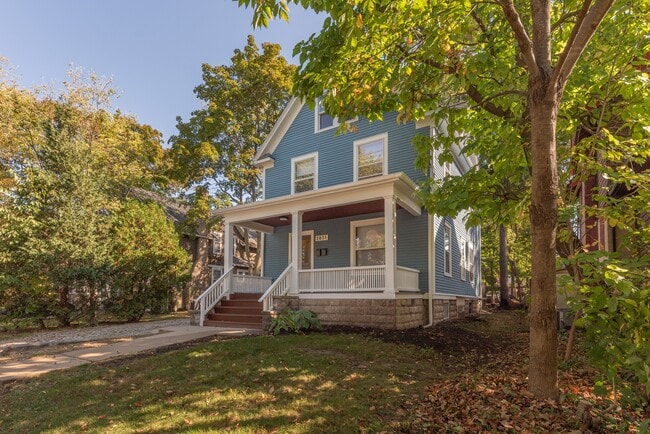 Building Photo - 1031 S Forest Ave