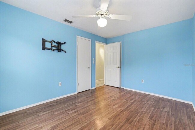 Building Photo - 2874 Indianwood Dr