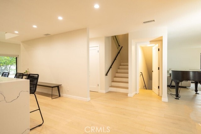 Building Photo - 288 St Albans Ave