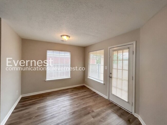 Building Photo - 1011 Painted Desert Ln