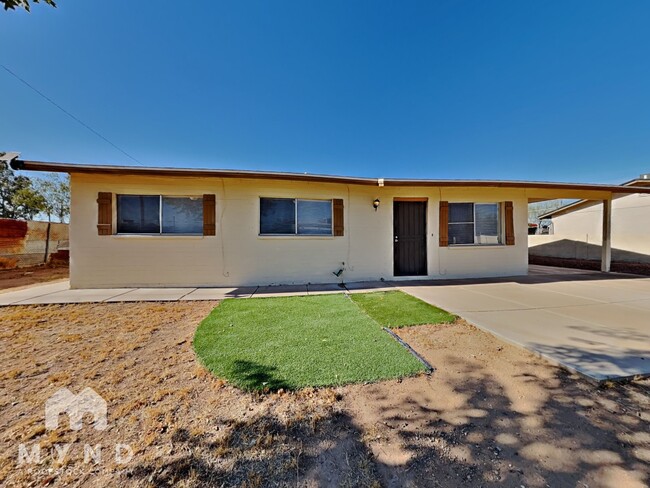 Building Photo - 15426 N Cactus Ln