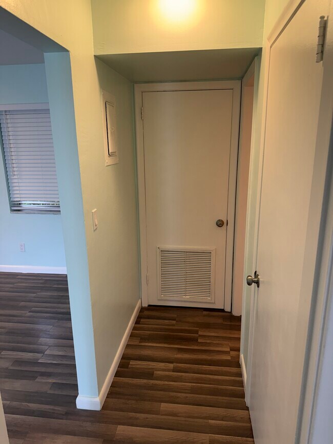 Building Photo - 2247 Taylor St