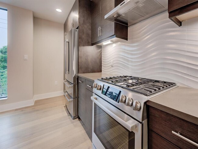 Building Photo - 199 Dali Blvd