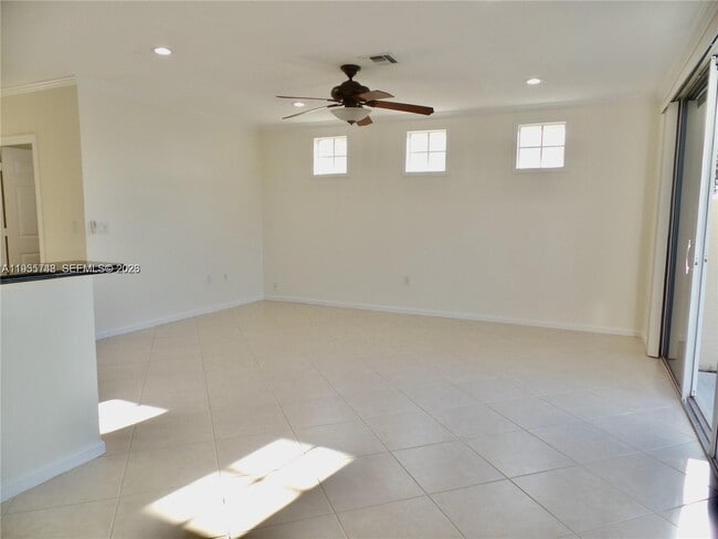 Building Photo - 4744 SW 165th Ave