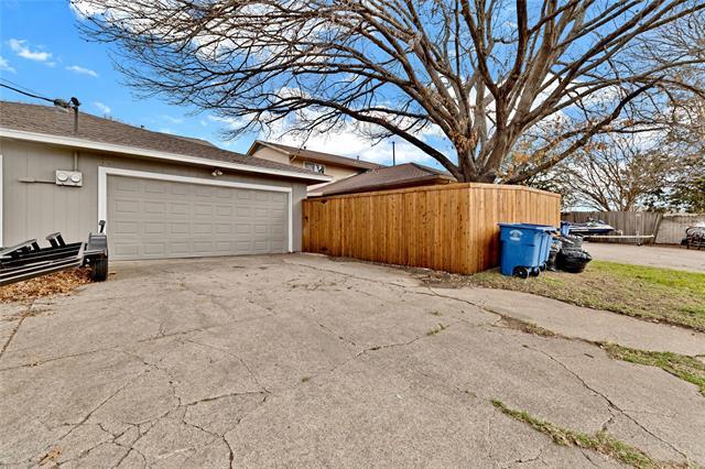 Building Photo - 5426 Winton St