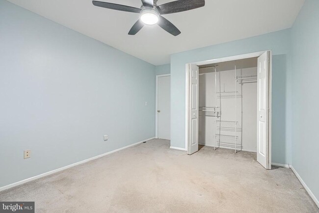 Building Photo - 414 Five Farms Ln