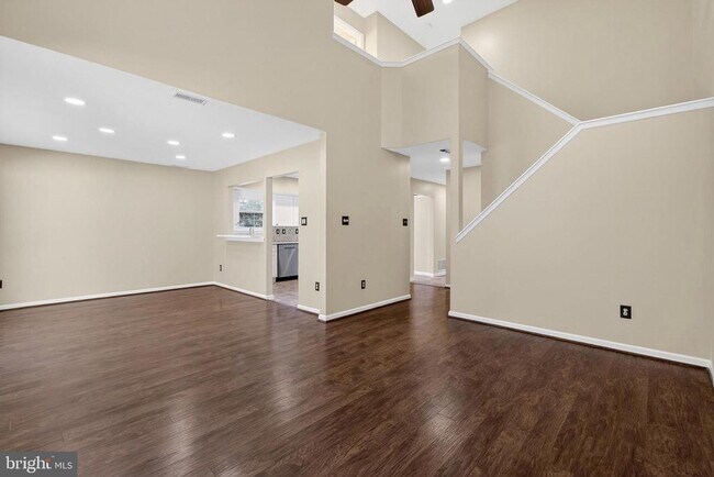 Building Photo - 51 Mecouch Dr