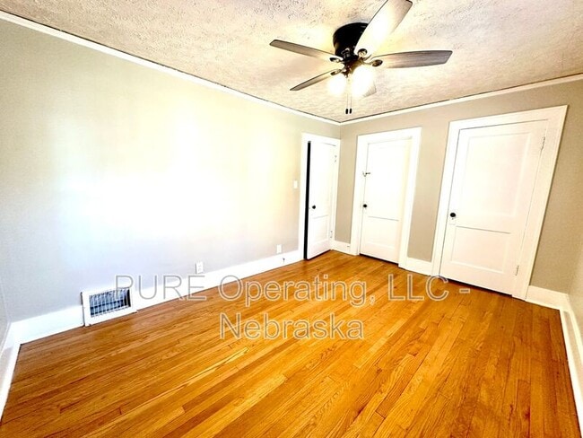 Building Photo - 217 N 49th St