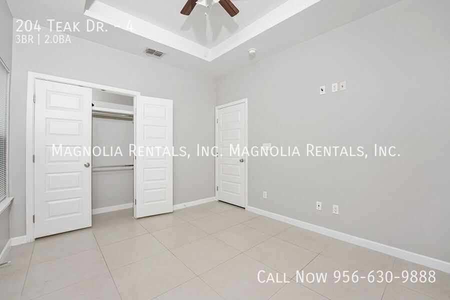 Building Photo - 204 Teak Dr