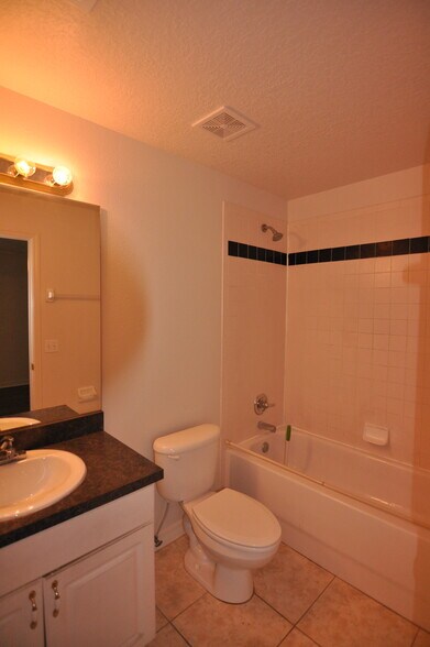 Building Photo - 6745 Dairy Rd