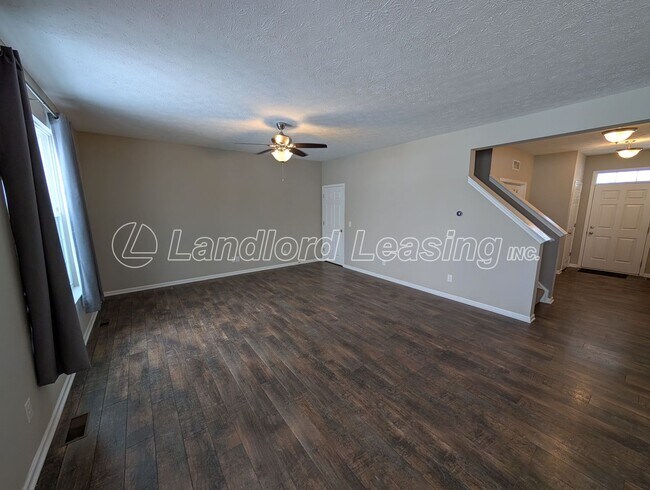 Building Photo - Stunning 5-Bedroom Home in Northpointe Estates with Finished Basement