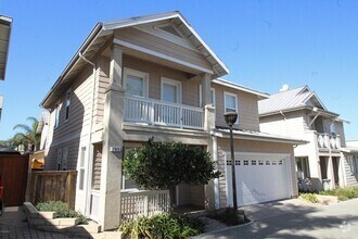 Building Photo - 785 E Port Hueneme Rd