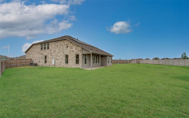 Building Photo - 26503 Foxtail Fern Dr