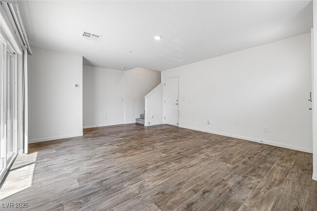Building Photo - 3719 Enchanted Sky St