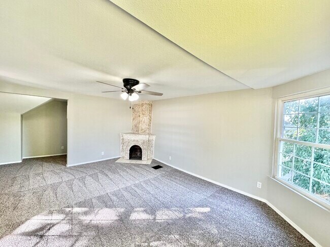 Building Photo - 1505 24th St