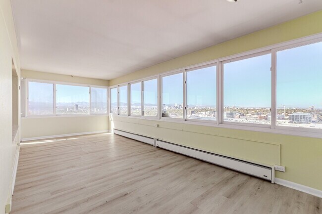 Building Photo - 3131 E Alameda Ave