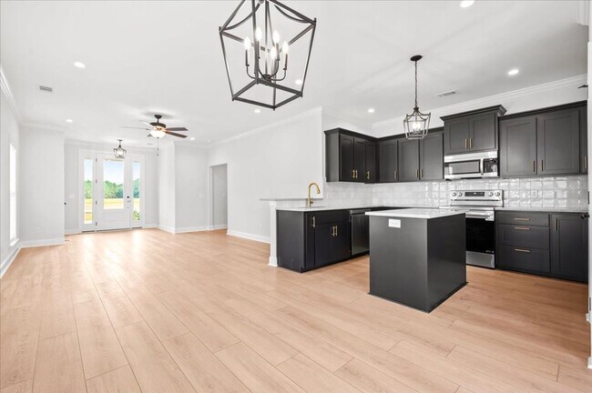 Building Photo - 70 Owens Rd