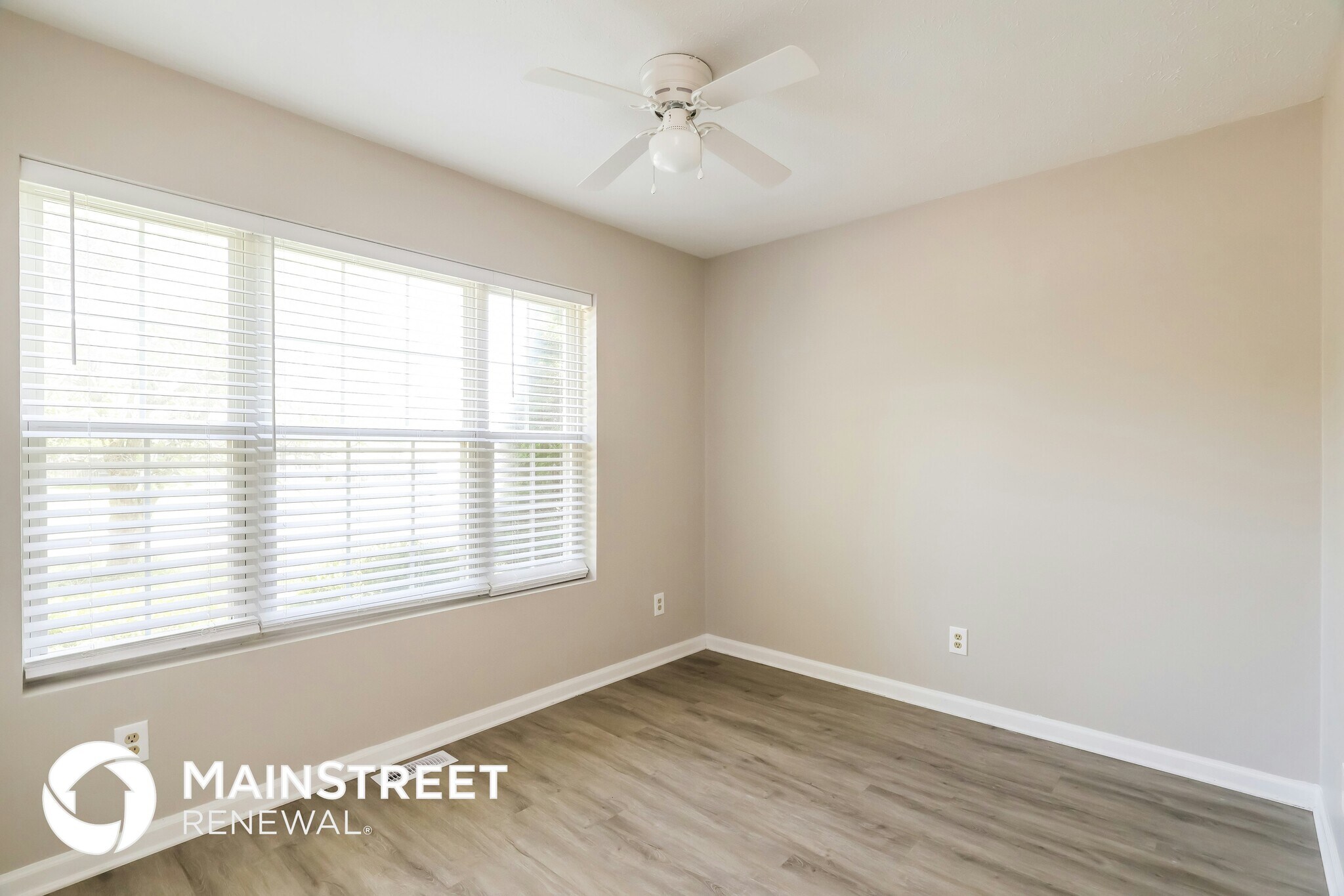 Building Photo - 739 Helmwood Cir