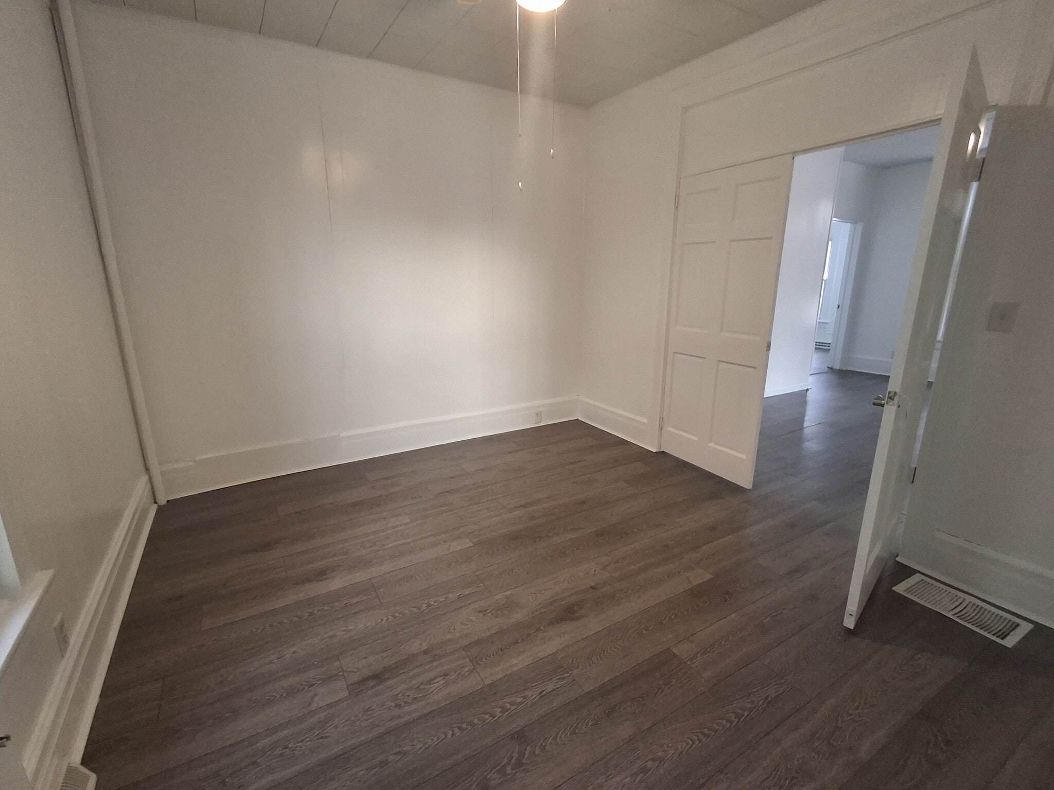 Building Photo - 28 Western Ave