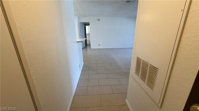 Building Photo - 2200 S Fort Apache Rd