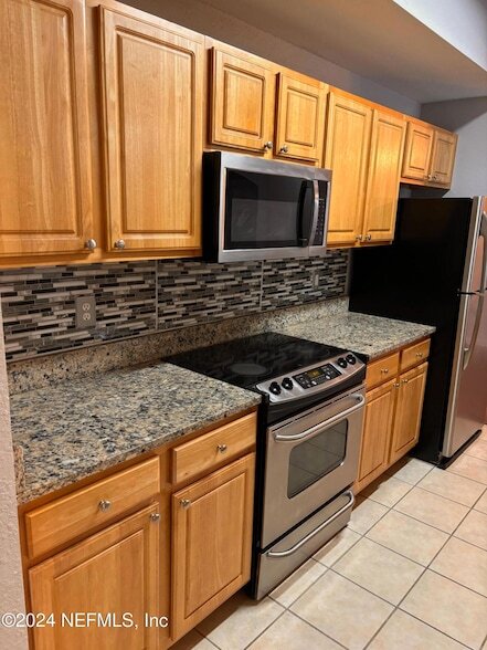 Building Photo - 10075 Gate Pkwy N