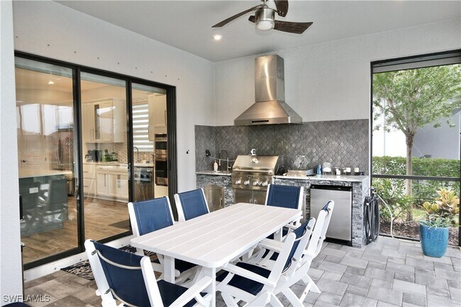 Building Photo - 8337 Promoso Ct