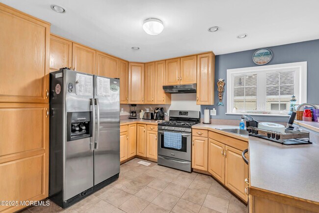 Building Photo - 30 S Surf Rd