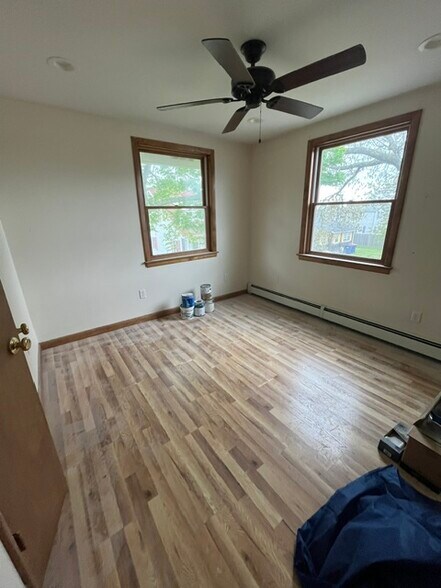 Bedroom - 54 Pleasant St