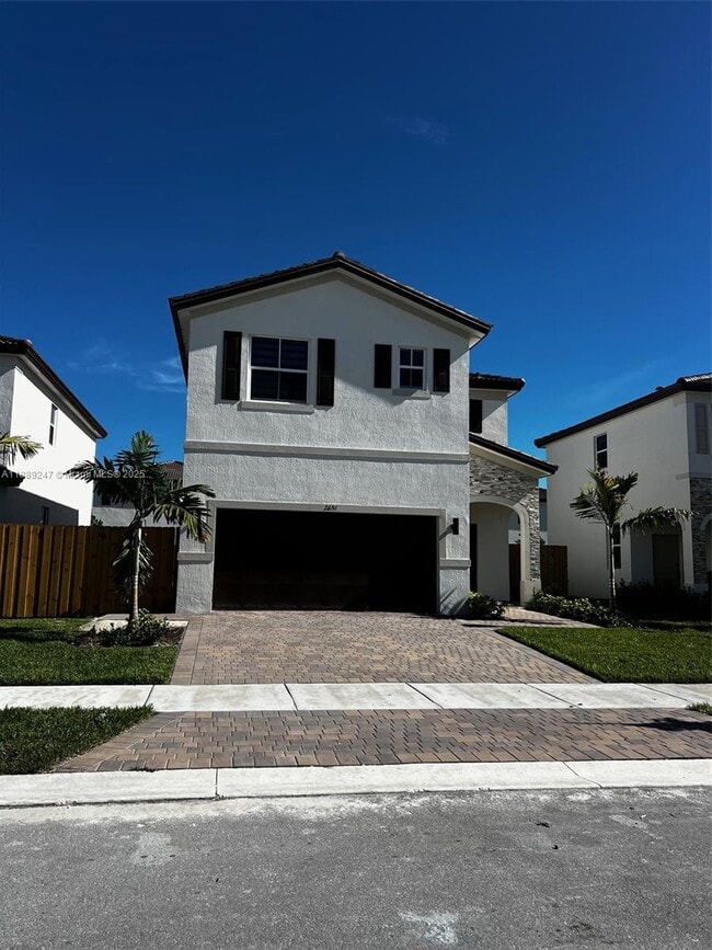 Building Photo - 2651 SE 24th Dr