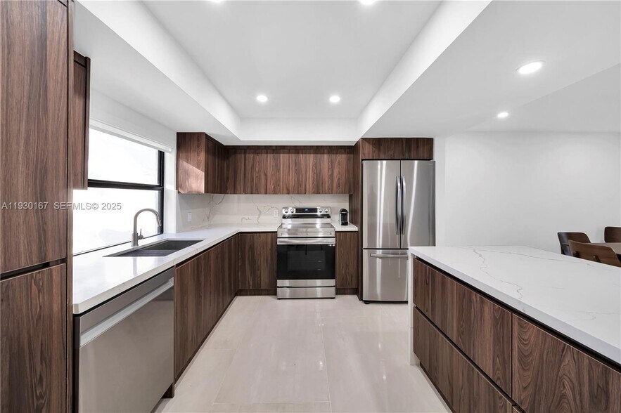 Building Photo - 13401 SW 113th Ter