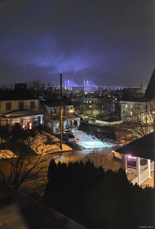 Building Photo - 19 Hudson Terrace