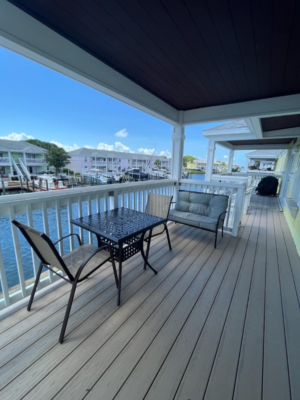 Building Photo - 5132 Beach Dr SE