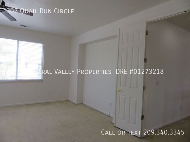 Building Photo - 302 Quail Run Cir