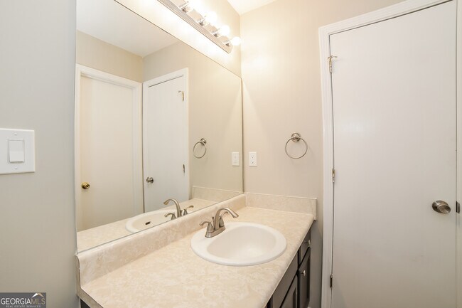 Building Photo - 172 Corley Cir