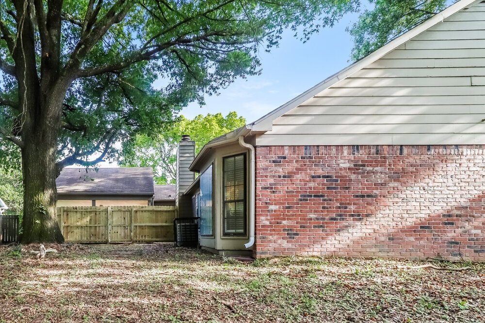 Building Photo - 6708 Henredon Dr