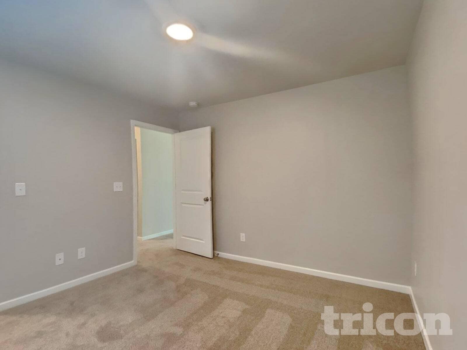 Building Photo - 205 Tractor Pl