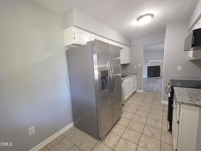 Building Photo - 5893 Shady Grove Cir