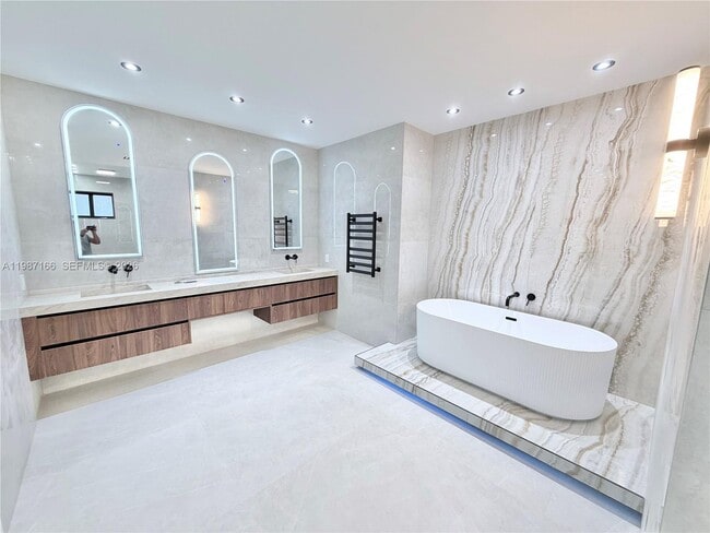 Building Photo - 19880 SW 134th Ave