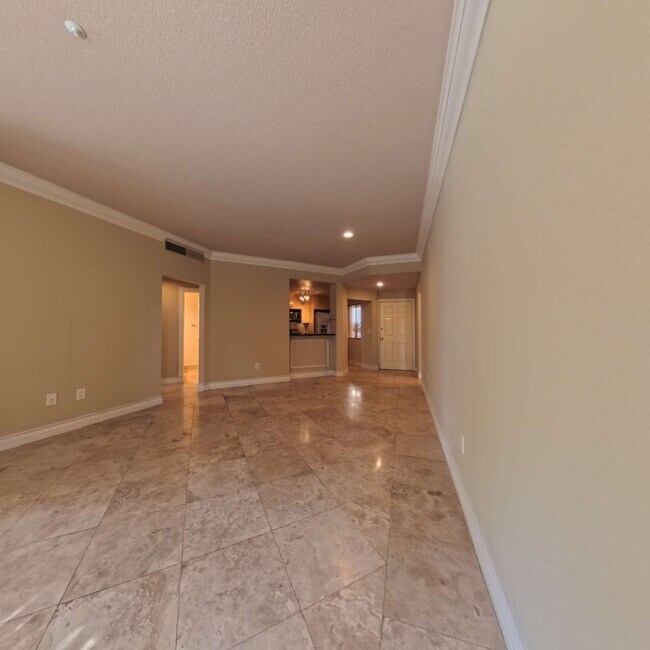 Building Photo - Luxury Mid-Rise | Guard Gated | Underground Garage Area | Resort Style Amenities