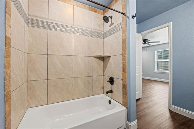 Building Photo - 2710 San Gabriel Dr