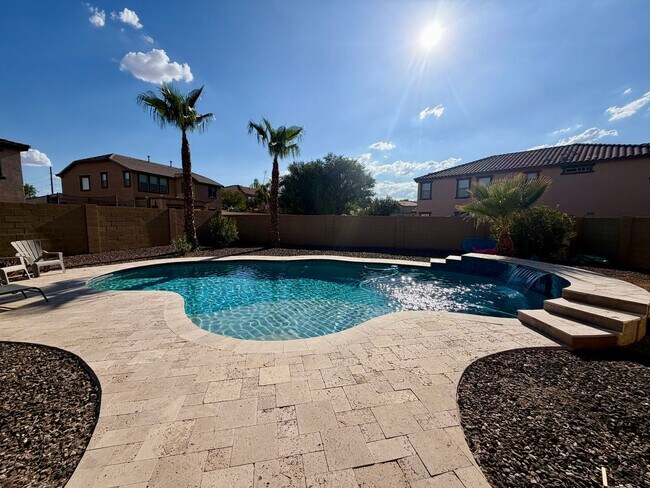 Building Photo - Spacious 6-bedroom, 2.5-bathroom home in Chandler, Welcome to the family friendly community of Su...
