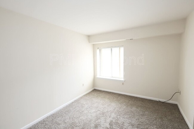 Building Photo - 1509 Thistle Rd