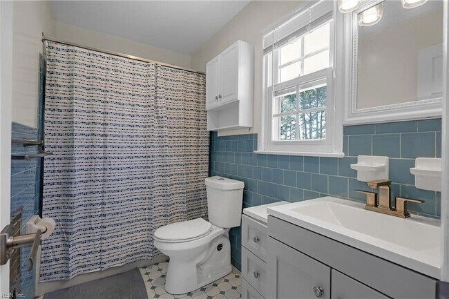 Building Photo - 54 Avella Ct