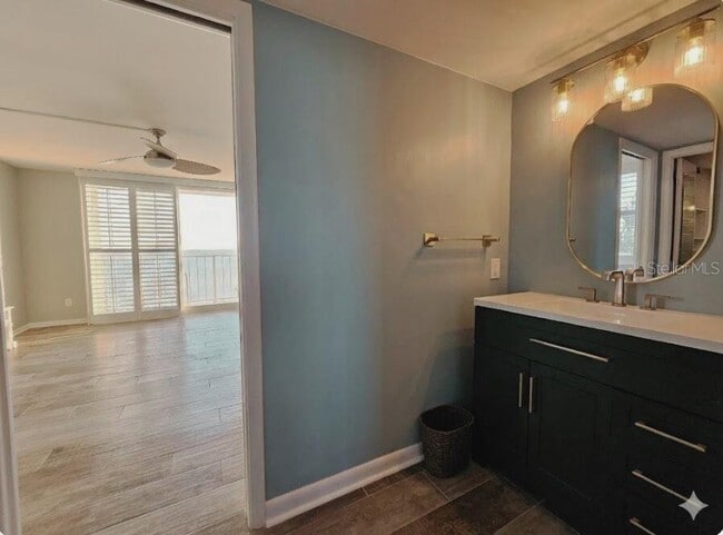 Building Photo - 2611 Bayshore Blvd