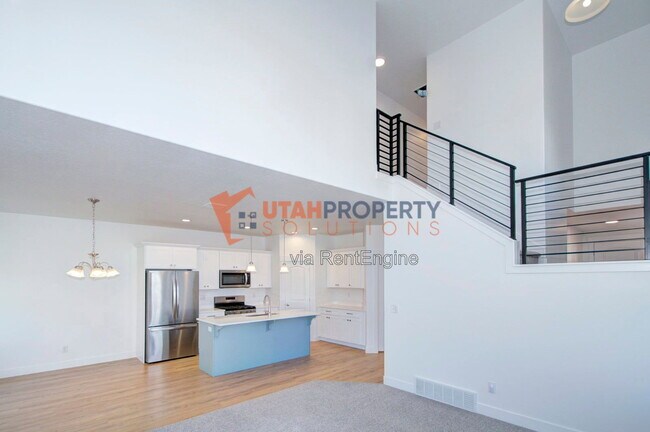Building Photo - 1316 Dawes Wy