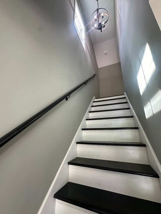 Building Photo - Tiny Home