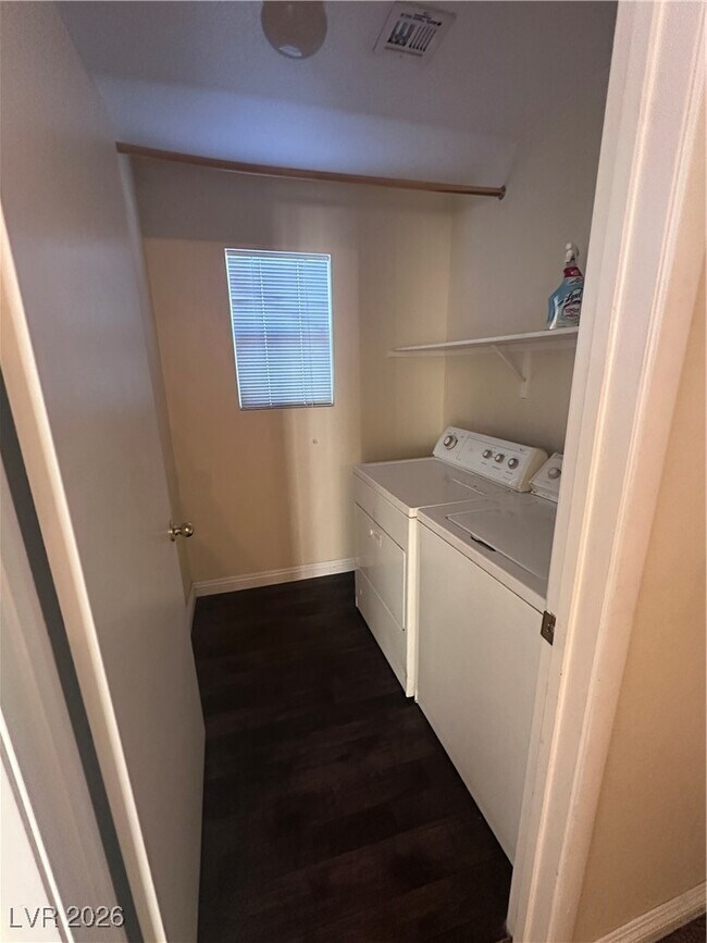 Building Photo - 7732 Donald Nelson Ave