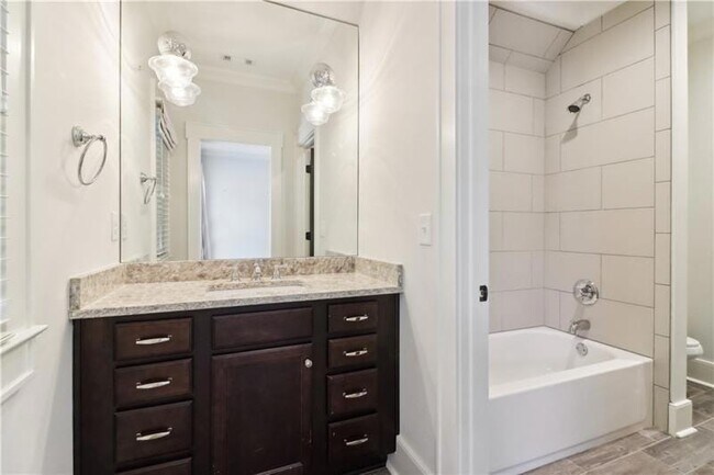 Building Photo - 211 Mount Vernon Hwy